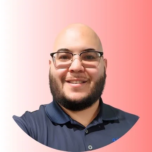 headshot of Eric DeJesus