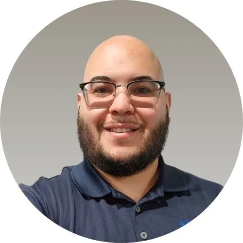 headshot of Eric DeJesus